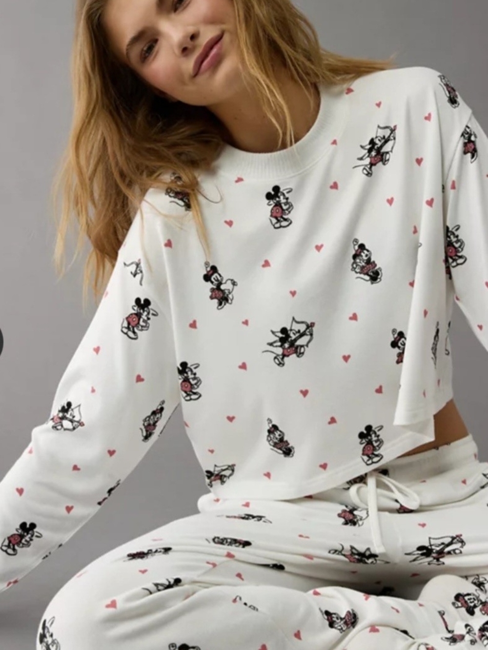 American Eagle Outfitters White Minnie Mouse Heart Pajama Set with Pink Accents